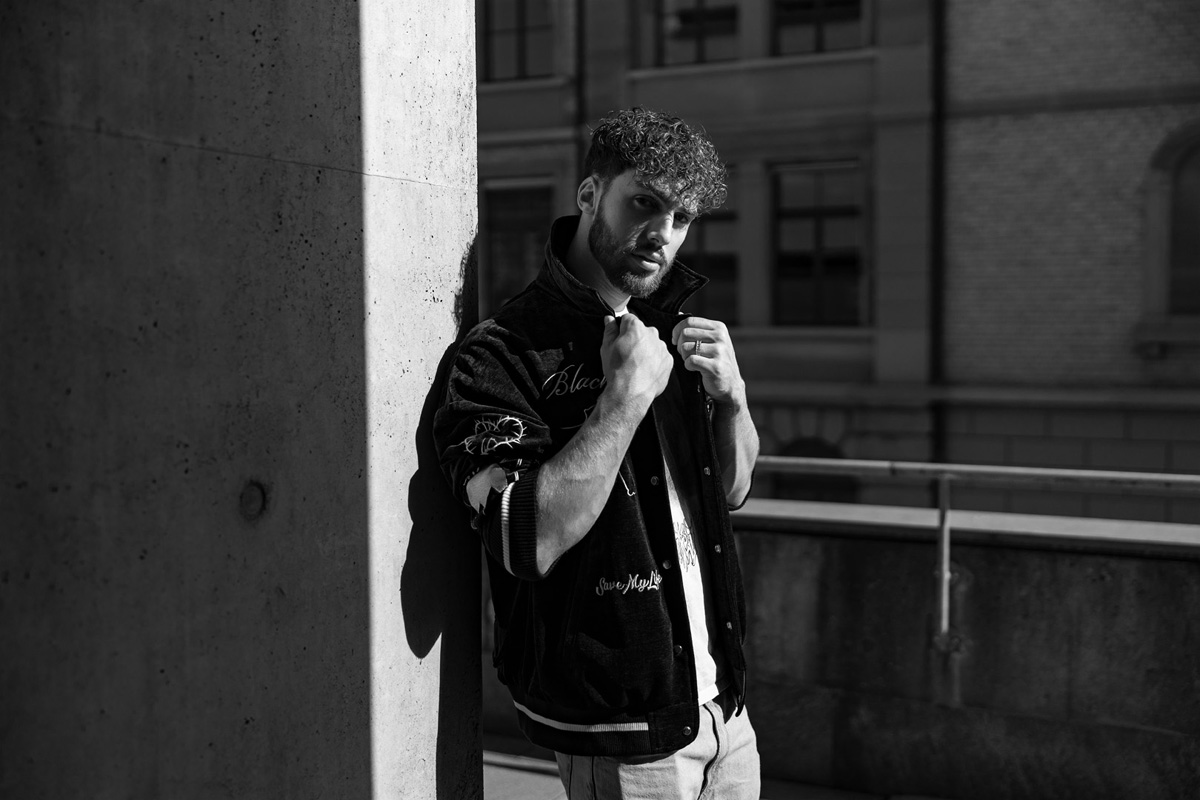 studio beauty fashion portrait